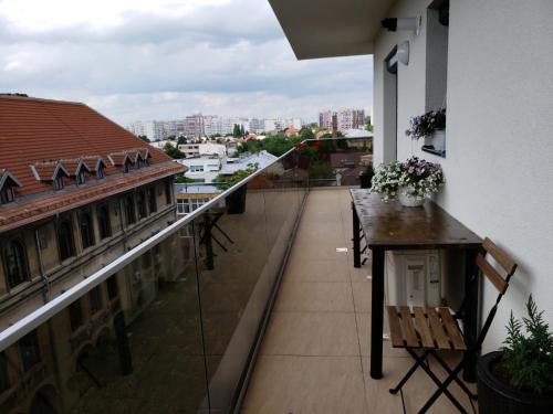 Urban Nest Apartment - image 5