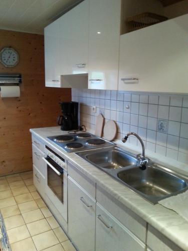 Konyha, Ferienhaus Kraihof, Münchner Straße 234 (Ferienhaus Kraihof, Munchner Straße 234) in Gmund am Tegernsee