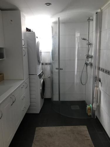 Koselig Landsbyhus i Nordfjord in Nordfjordeid