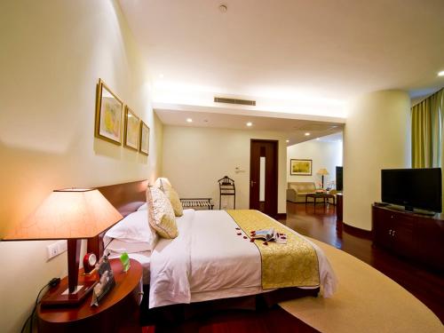 room detail thumbnail 0