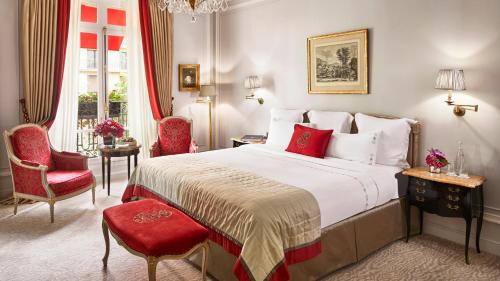 Hotel Plaza Athenee Paris