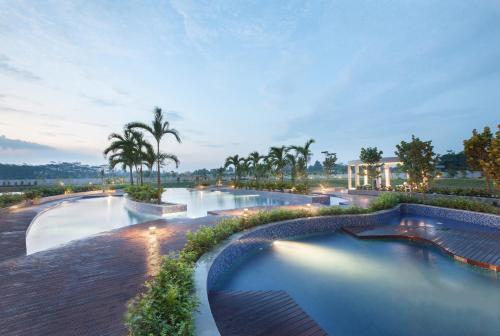 Piscine, Hotel Santika Premiere Bandara - Palembang in Palembang