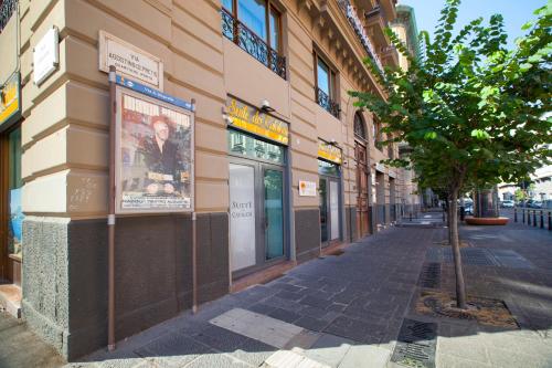 Suite dei Catalani, Neapel (Foto 9)