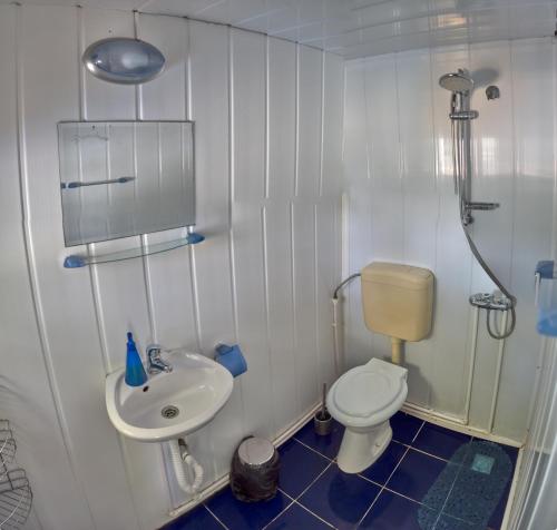Double Room with Shower