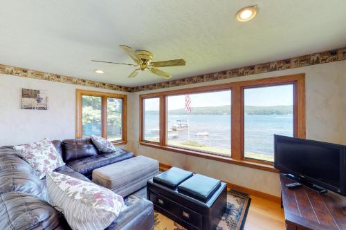 Long Lake Lounger - image 2