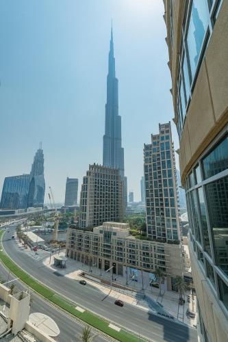 Al Ashrafia Holiday Homes - Downtown Boulevard Burj Khalifa View - image 2