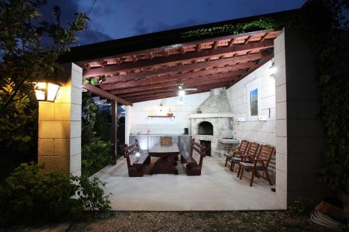 Villa Art - image 2