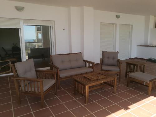  Apartamento cercano a la playa con gran terraza, Pension in Torre de Benagalbón