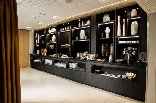 Mercure Paris 17 Batignolles - image 20