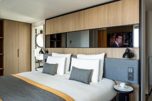 room detail thumbnail 0