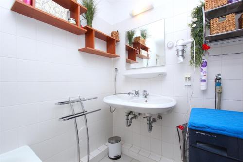 6024 Private Room - image 4