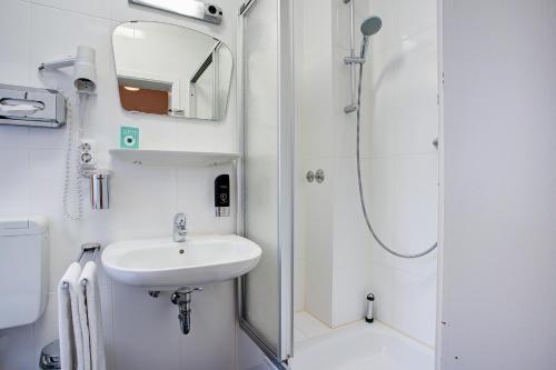 Hotel Atlanta - image 3