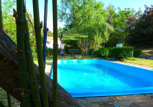 Úszómedence, Hotel Sierra Madrona in Cardena