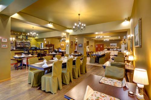 Ресторан, Hotel Afrodyta Business & Spa in Раджійовіце