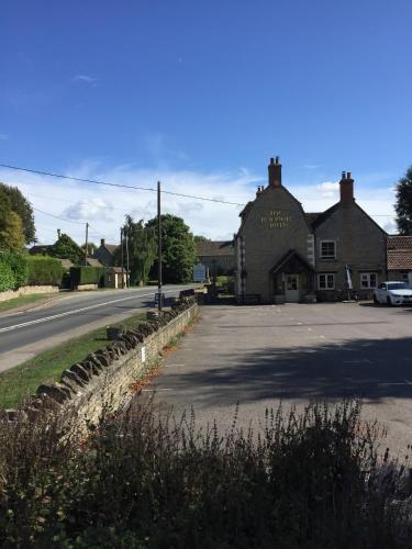 Omgivelser, Linnaea Rooms - To the Rear of Radnor Arms in Malmesbury