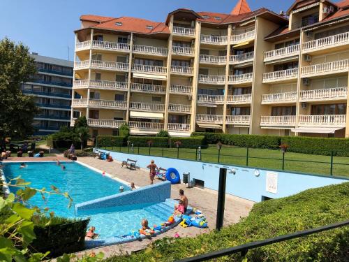 Fured Apartments