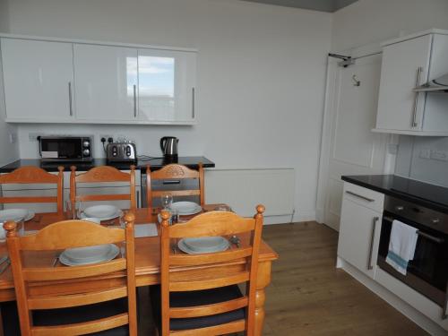 кухня, 5A Union Road in Макдафф