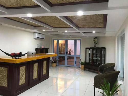 The White House Hotel in Vaitoloa