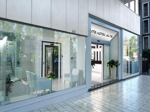 Suite Hotel Elite in Bologna