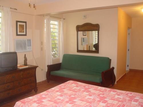 Dos Angeles del Mar Bed and Breakfast in Rincon