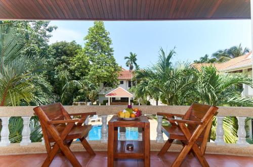 room detail thumbnail 1