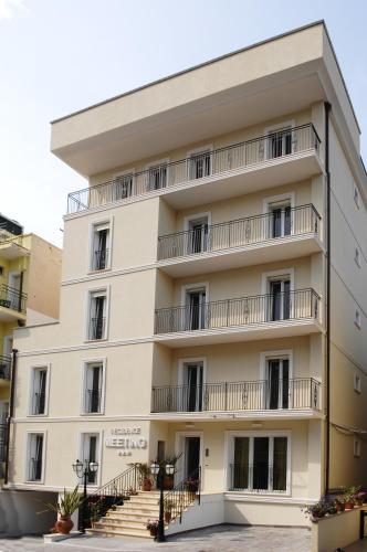 Residence Meeting - image 2