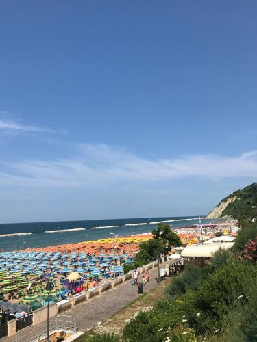 Residence Meeting - image 11