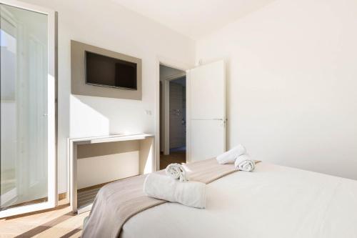 Absolute Suite Apartments - image 3