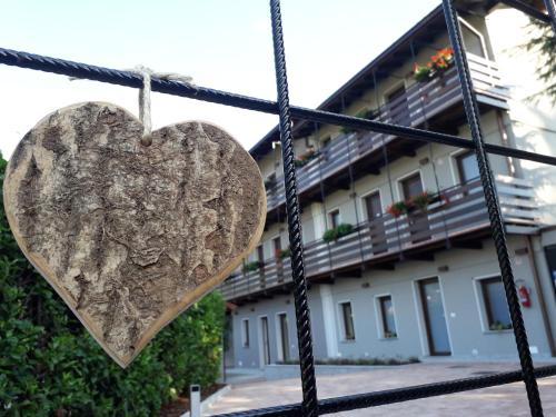 Cascina Tumas Orta Lake - main image