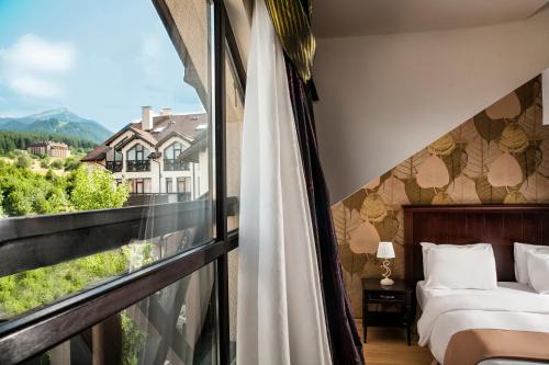 Deluxe Room Mountain View