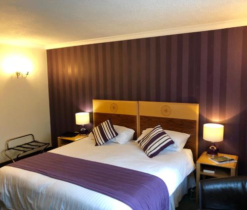 1 double bed