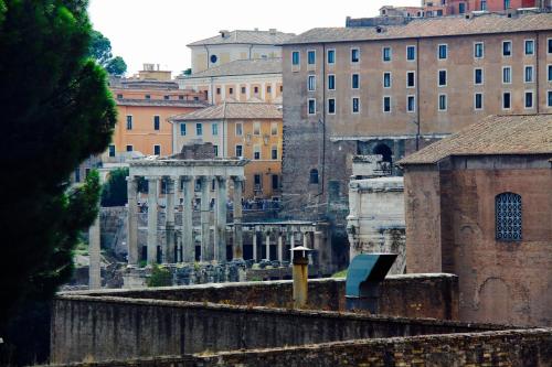 iRooms Forum & Colosseum - image 14