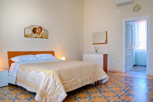 Bed and Breakfast Sommavesuvio - Tap to explore photos