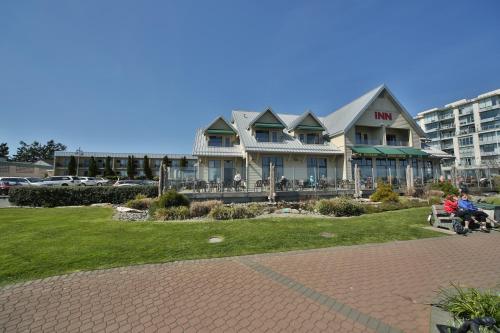 Sidney Waterfront Inn & Suites