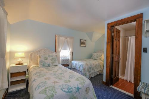 Pequot Hotel