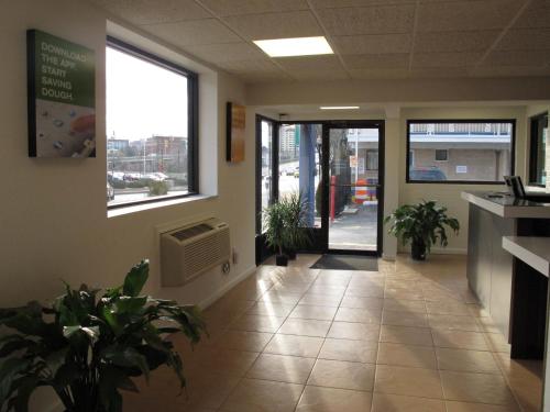 Motel 6 Baltimore MD image 31