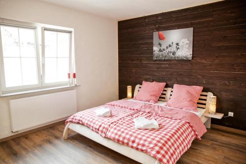 B&B Homberg - Landhaus im Rinnetal - Bed and Breakfast Homberg