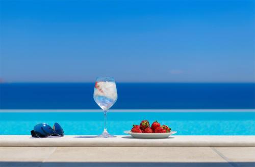 Villa Hermes with pool & jacuzzi in Lindos, Lindos (foto 8)