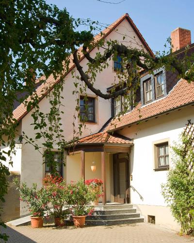 B&B Abtswind - Gasthof zur Schwane - Bed and Breakfast Abtswind