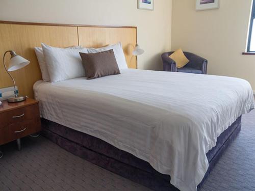 B&B Perth - Ocean Beach Hotel - Bed and Breakfast Perth