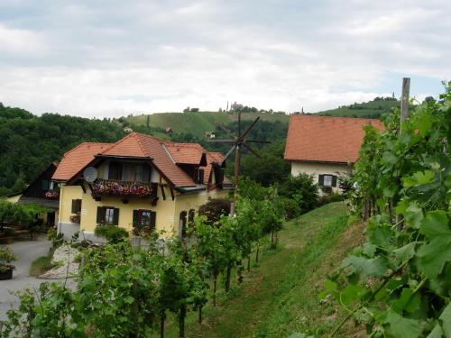 Entrada, Weingut Schlafgut Genussgut Lorenz in Kitzeck