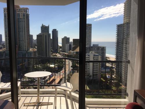 High Floor Ocean View at Surfers Paradise - Hotel Studio Over view