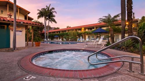 Best Western Plus Pepper Tree Inn