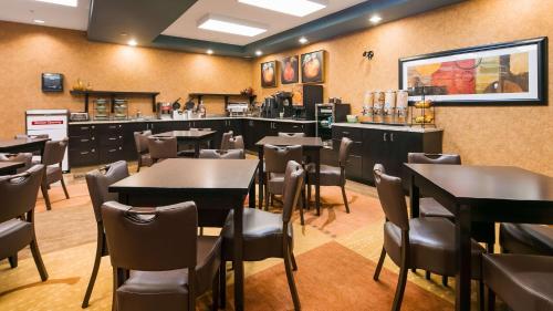 Best Western Wainwright Inn & Suites