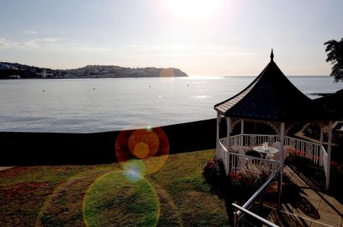 Best Western Livermead Cliff Hotel - image 13