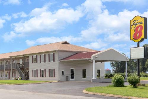. Super 8 by Wyndham Whiteville