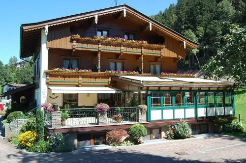 Gästehaus Waldruh in Mayrhofen, Österreich