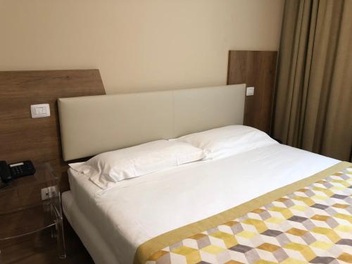 Ark Hotel - image 2