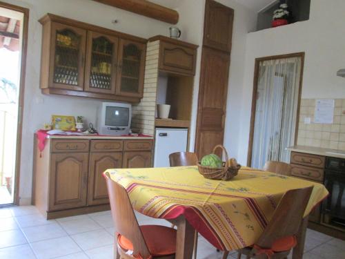2 bedrooms, 2 beds