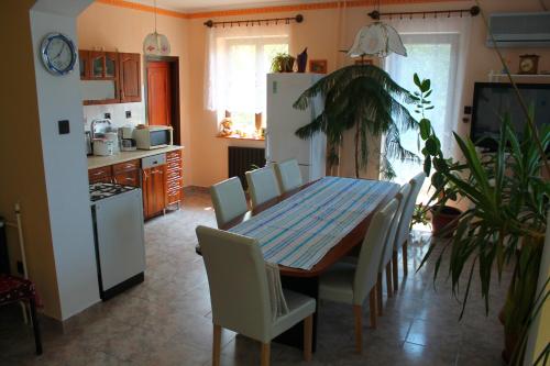 บริการและสิ่งอำนวยความสะดวก, Ibolya Apartmanok in ฟอนยอด